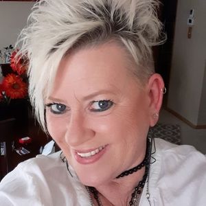 Meet your Posher, Sonya